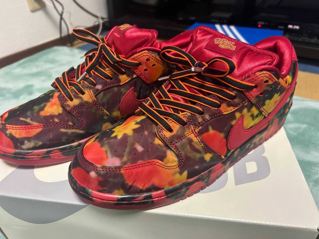 自分の手持ちで1番派手なスニーカー👟　タイトブース用に買ったけど結局使わなかった