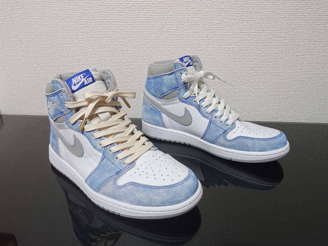 シューレースはグレーにしてましたが、皆さんの投稿を見つつ、グ