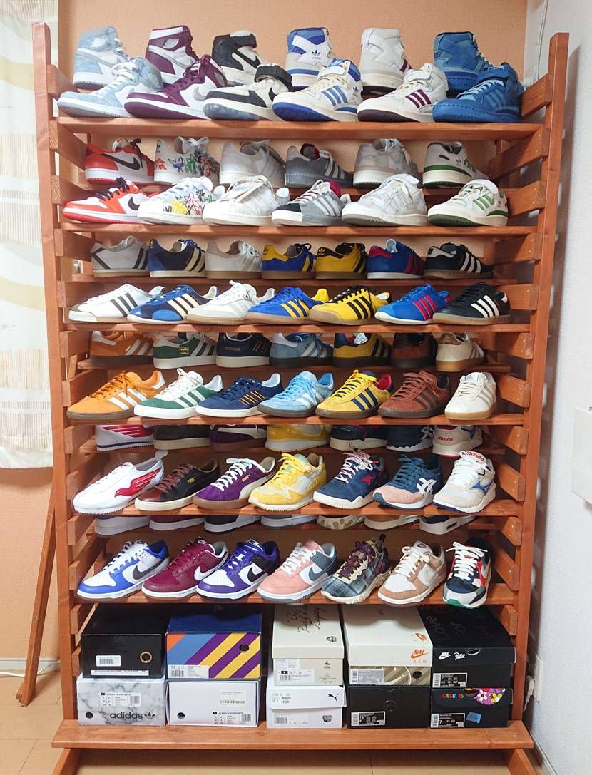 部屋がスニーカーBOXの山積みになってきてヤバいので、DIY