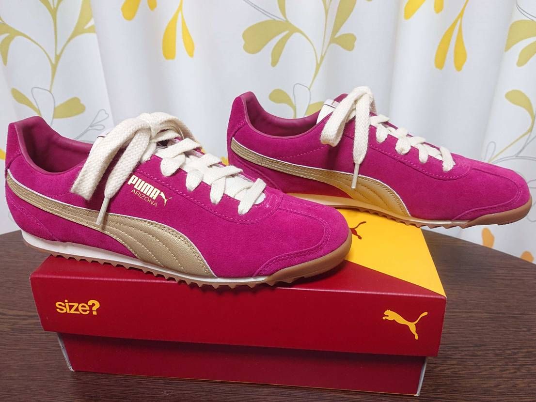 セールでだいぶお安くなっていたので買ってしまいました！
商品画像はレッドでした