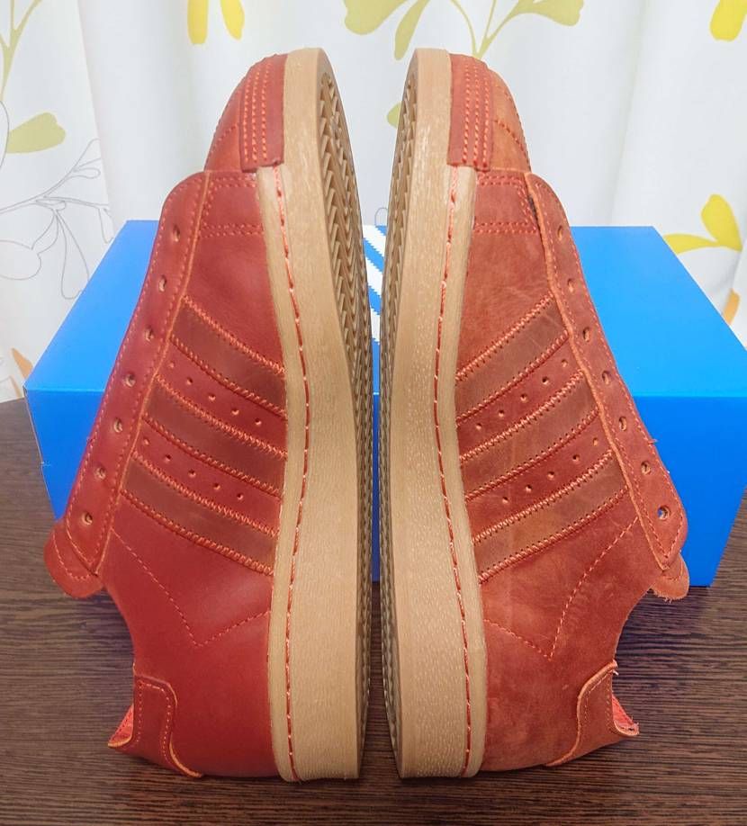 先日購入したSUPERSTAR 82を使用前にクリームお手入