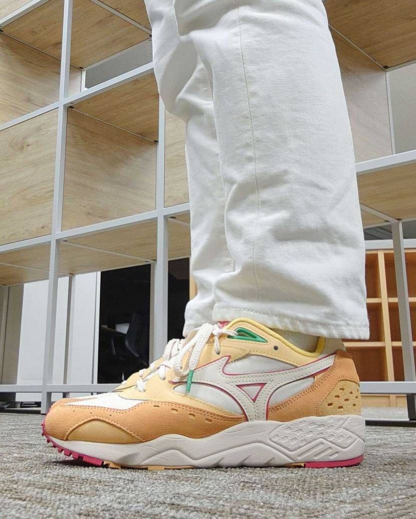 ようやく外で履きました！笑
桃と言えば夏ですがこれはちょっと秋っぽいカラーです