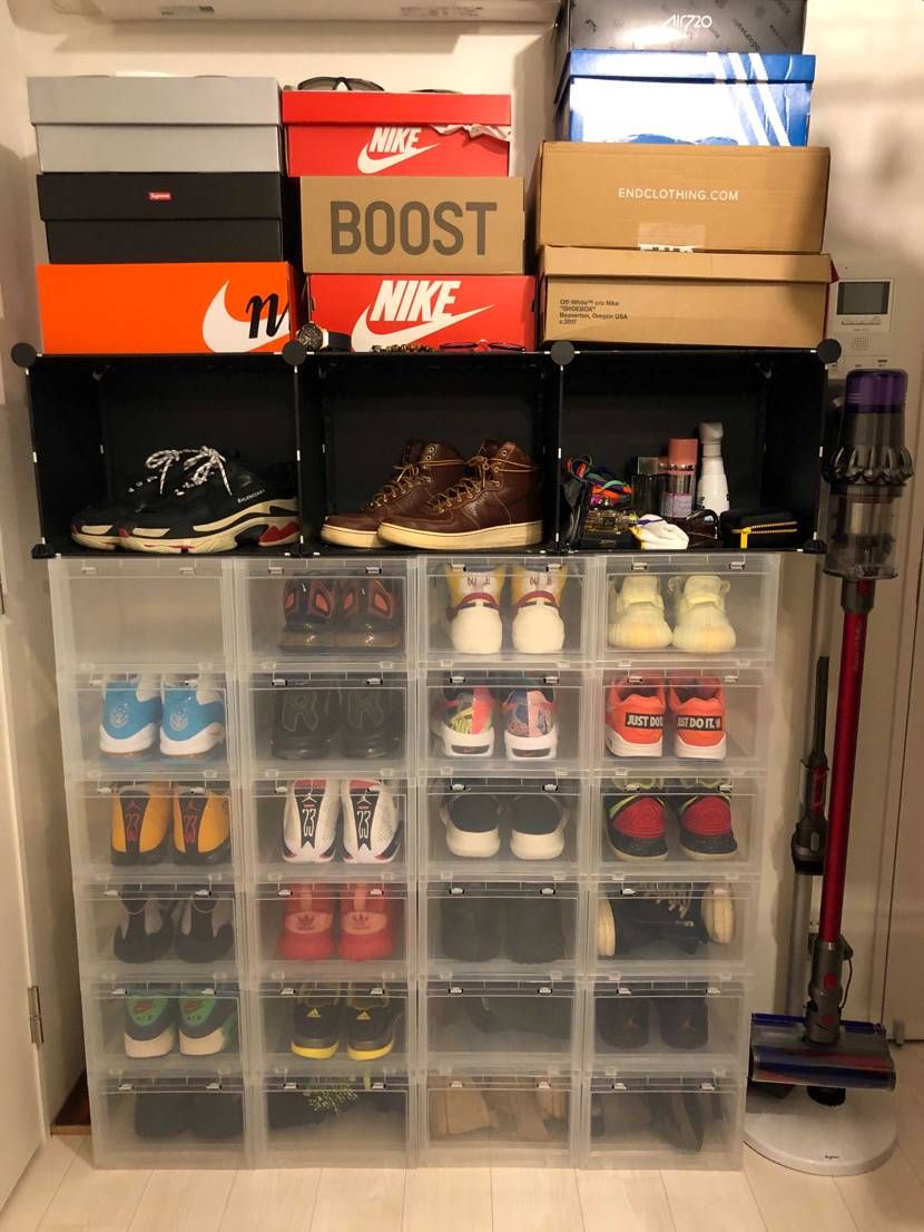 シューケース届いて収納完了🤙🏾
スッキリした🙄
箱邪魔だな〜📦