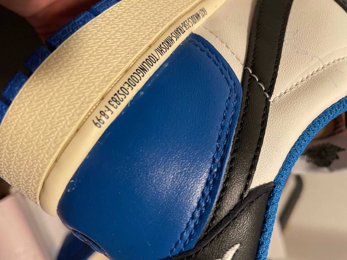 安定のナイキクオリティです。123000円で買ってくれた人あ