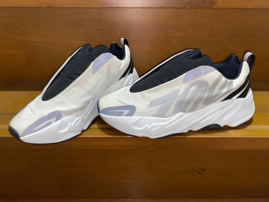 Yeezyシリーズの中でもあまり注目度の高くないYeezy Boost 700