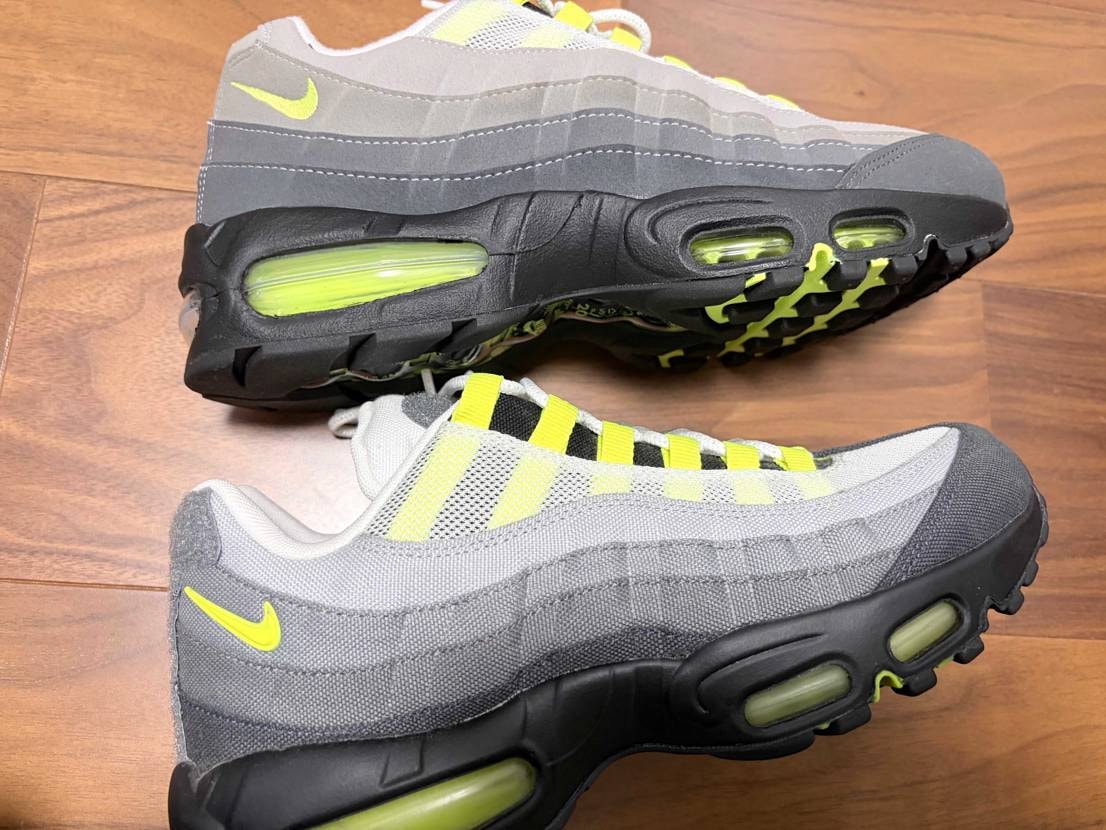 最近届いたイエグラとパッチOG（どっちも27.0cm）を並べ