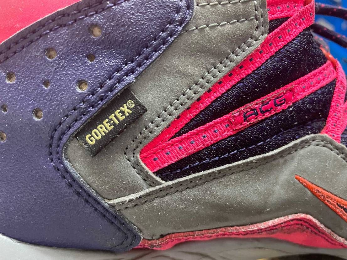 雨なのでGORE靴。『NIKE ACG TAKAO MID 