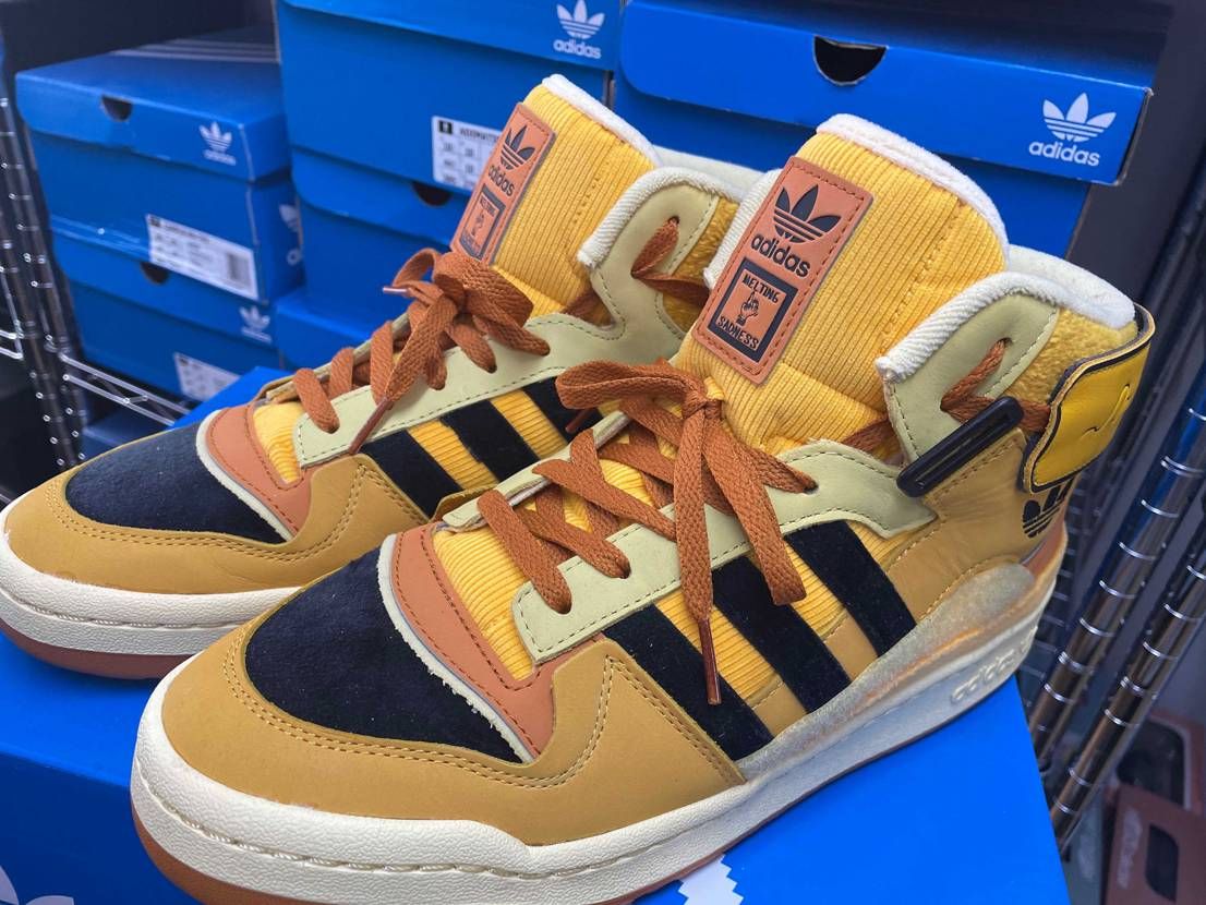 MELTING SADNESSのフォーラム。🐝ミツバチ仕様なので後ろに針付いてる