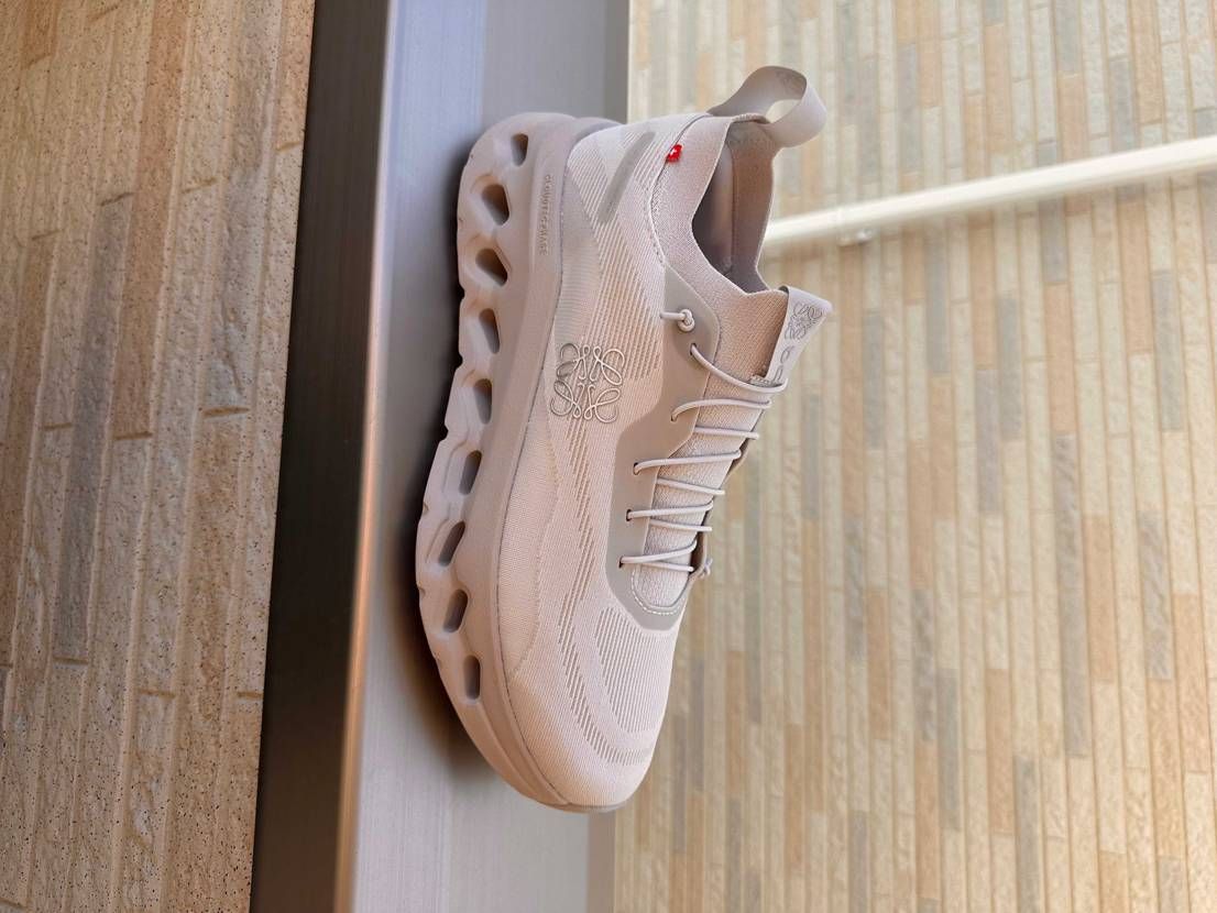 👀