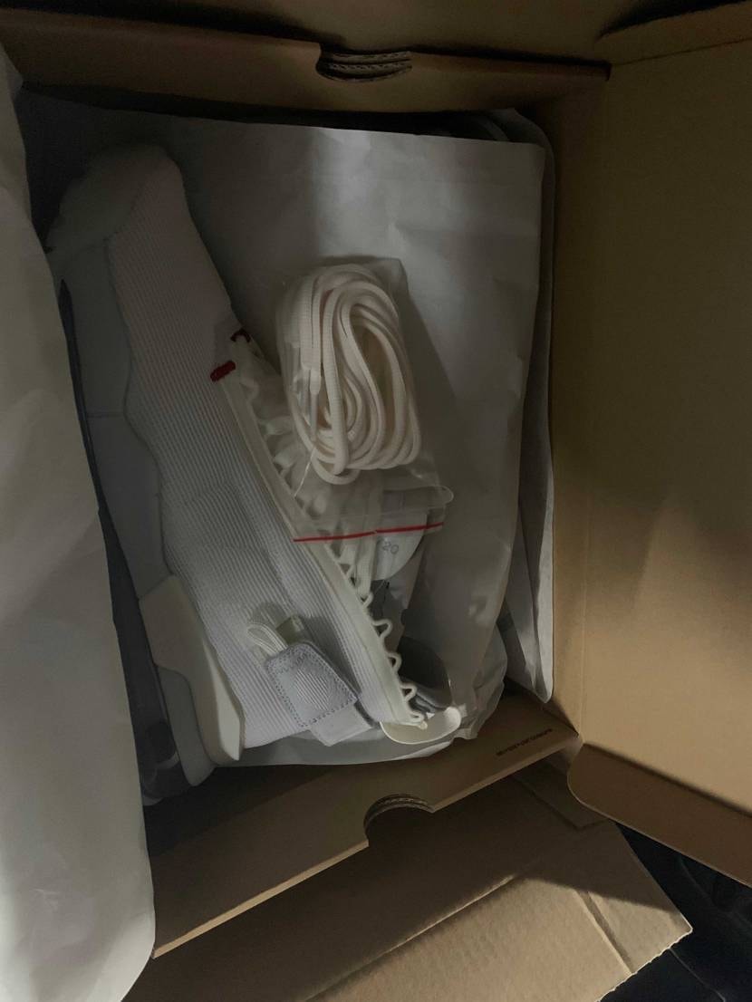 本日、nike、END、snsより到着😀
コレクションが増