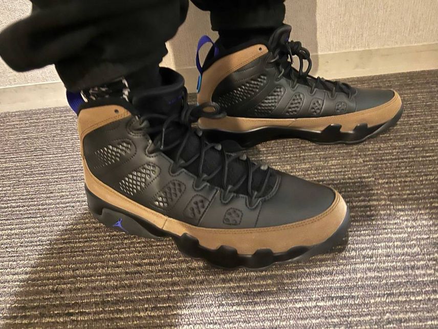 JORDAN9届きました!
30年ぶりにみると、何故か凄くかっこよく感じま