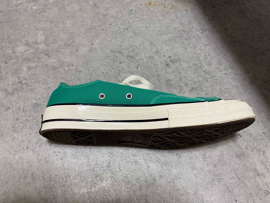 新しいです。一度だけ履いた事があります。
コンバ-ス 1970s
5500円