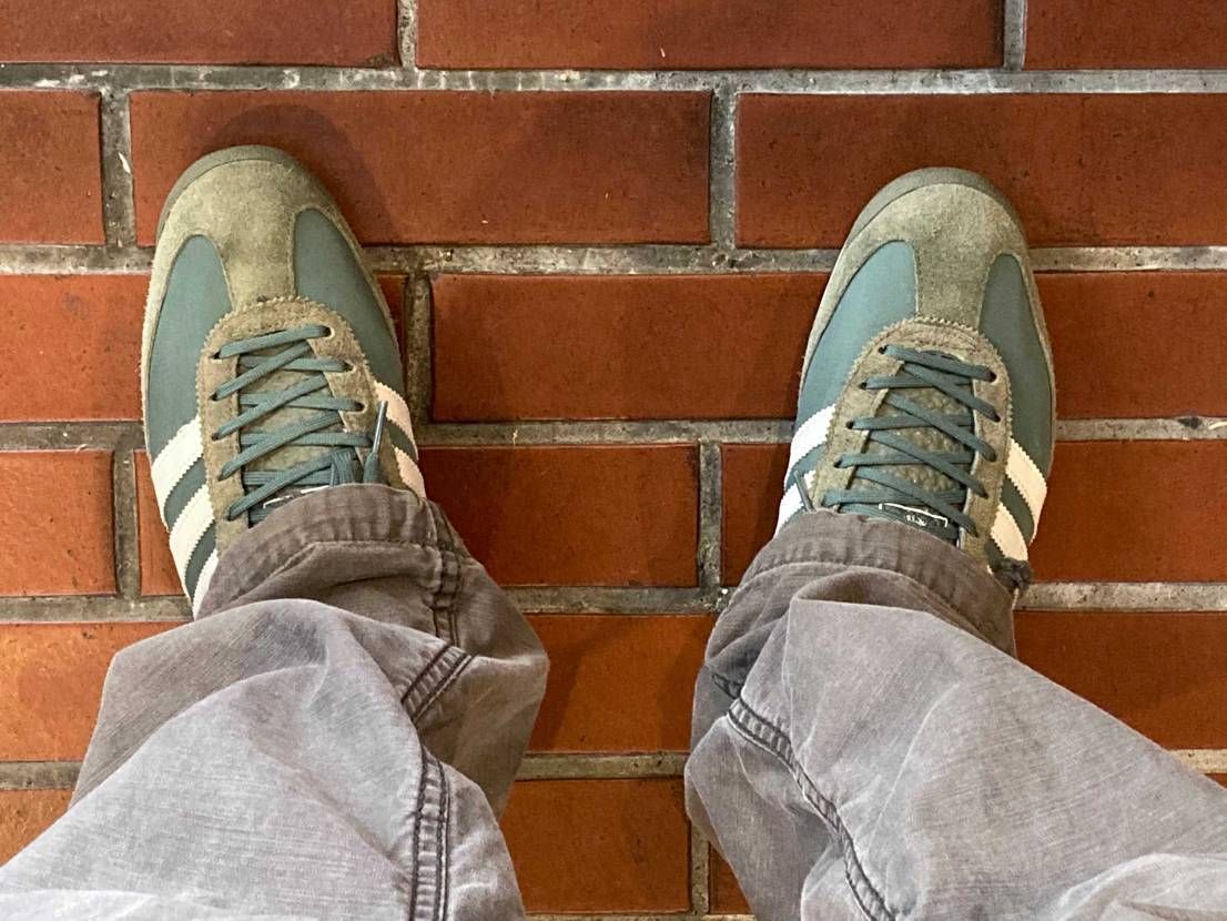 今日はレトロランシューadidas sl72✨


ネット調べによるとSL