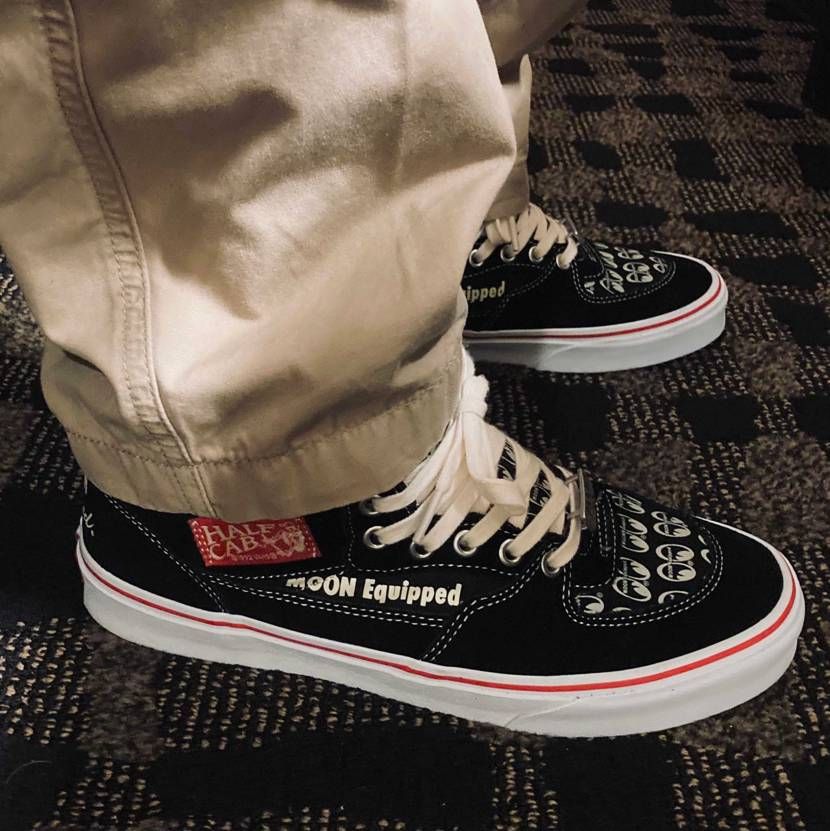 mooneyes x vans half cab


こんなに雨が降るとは