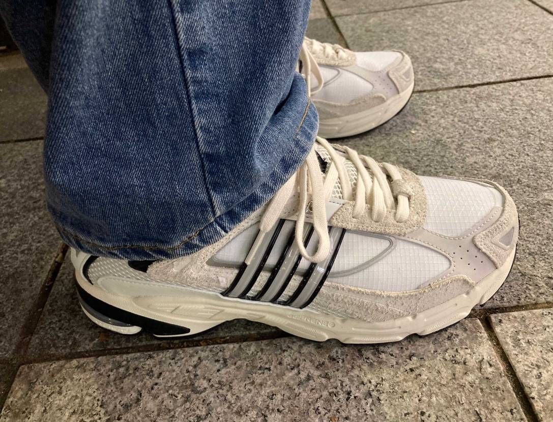 adidas response cl🏃
積んでいたスニーカーおろしました😊
