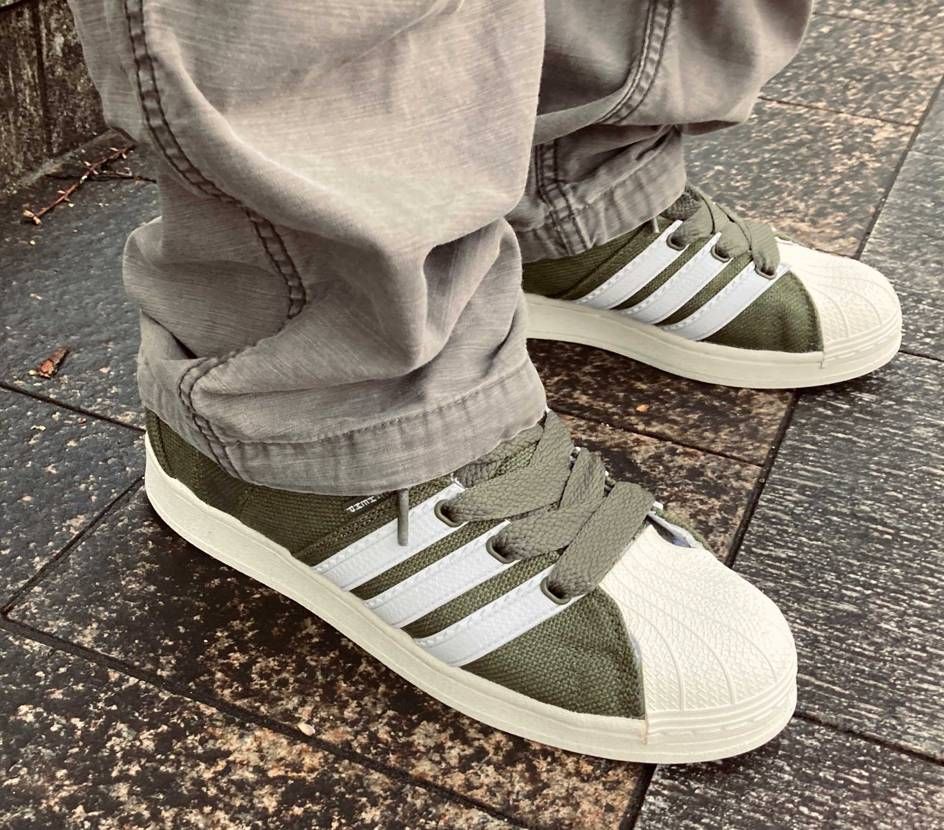 届イテ直グ履ク星人😆