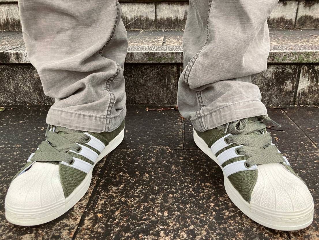 届イテ直グ履ク星人😆