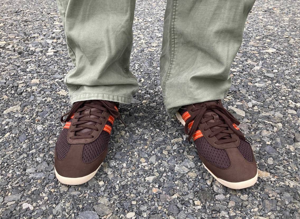 やべえ超かっけェ😆
慌ててもう一色も注文しました💦
高価