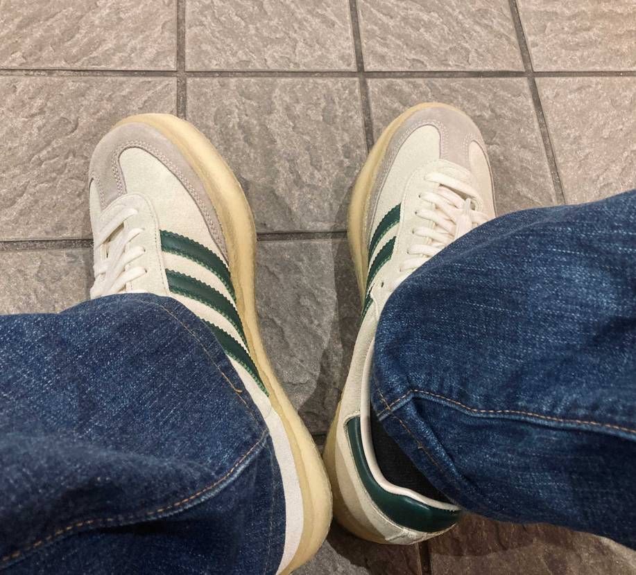 ウチにもやっとsamba kith clarks届きました😊予想以上に履き心地も