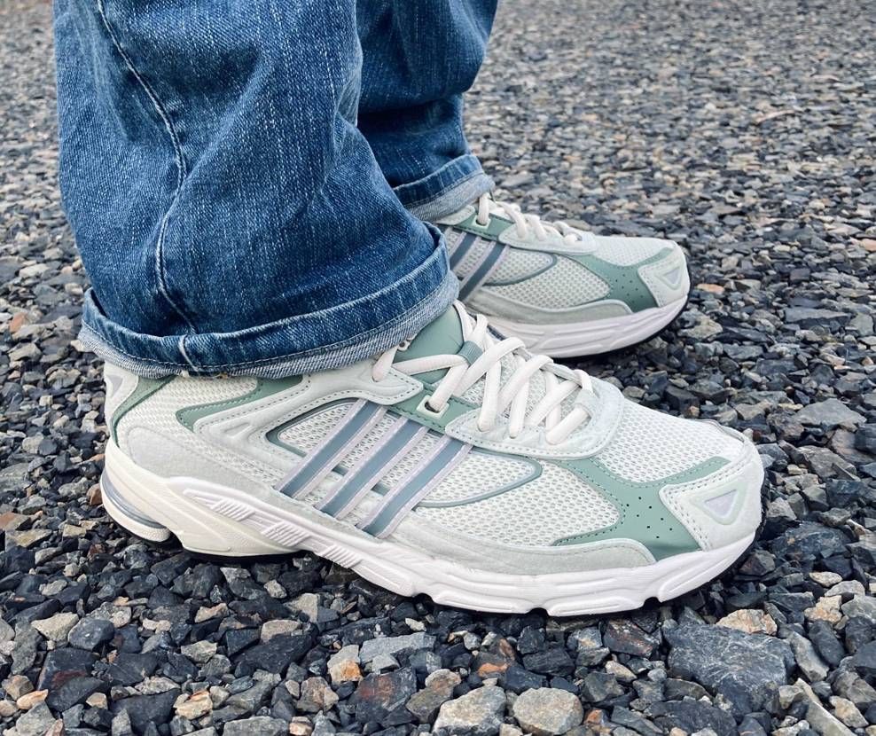 今日のスニーカー👟とミレニアムの続報😊
adsumのアート