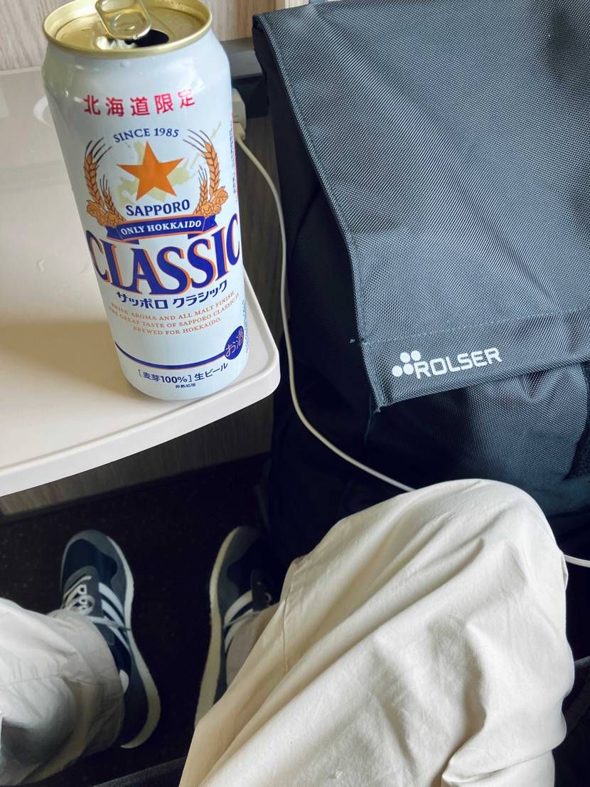 今日から短い夏休み😎まずは🚅に乗ったら出発の儀式🍺ﾌﾟｼｭｯ
お気に入りの折り