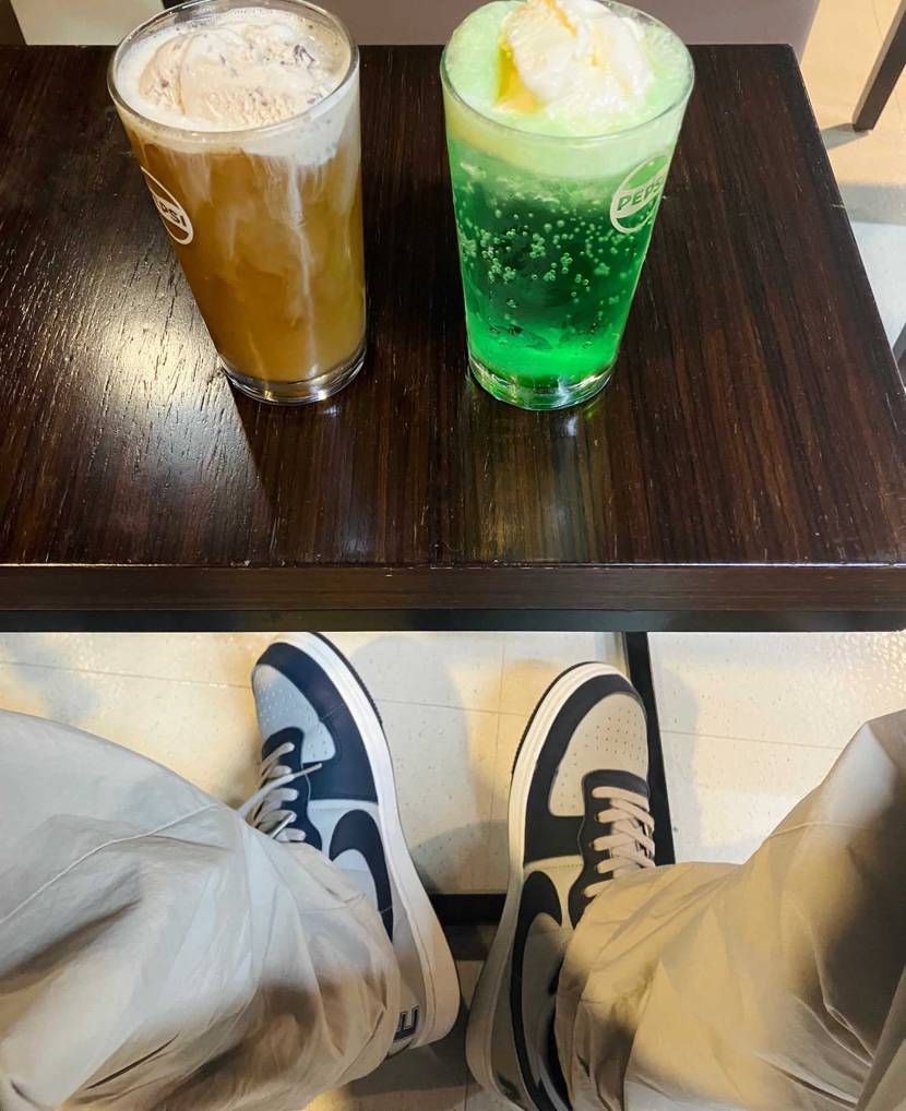 ☀️暑ツインピークス🫠

昭和の喫茶店の定番メニュー☕️
クリームソーダと