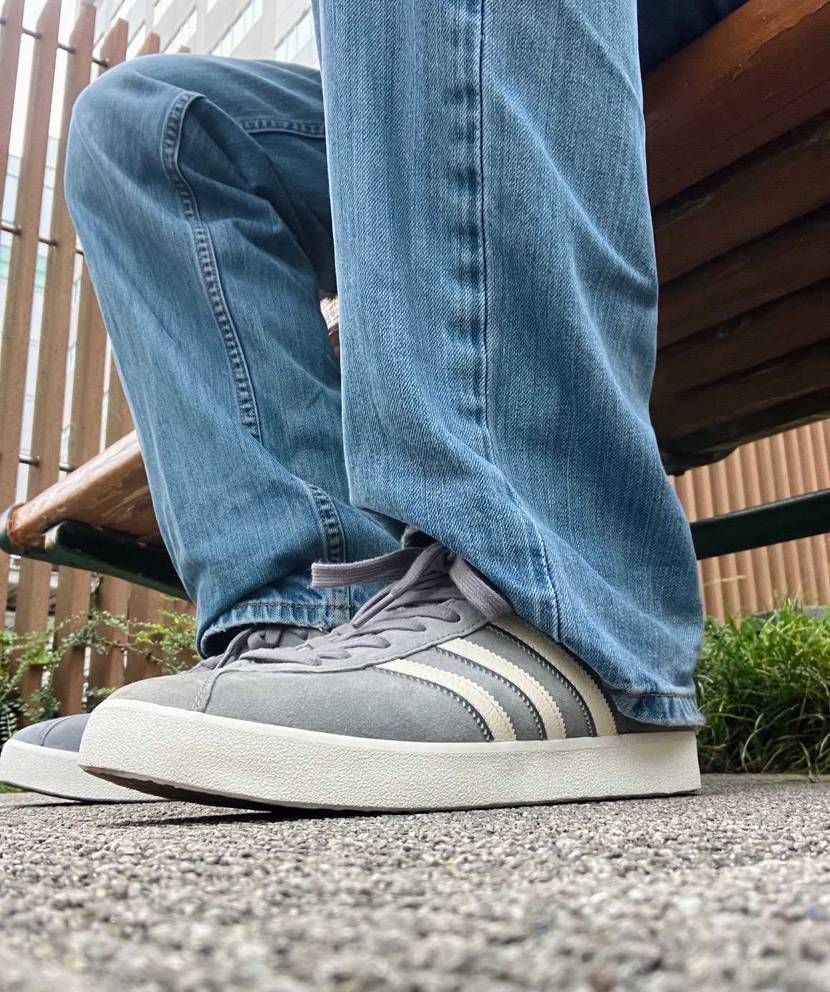 特にネタは無いんですけどオールレザーの85gazelleは良いですよって話し😊