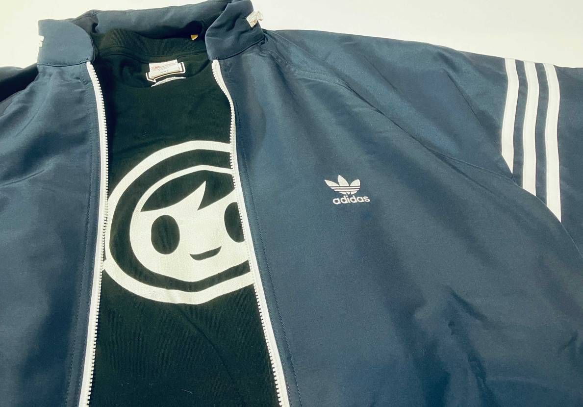 UAからadidasウィンドブレーカーが届いて脳内は一気に小学生時代にタイムスリ
