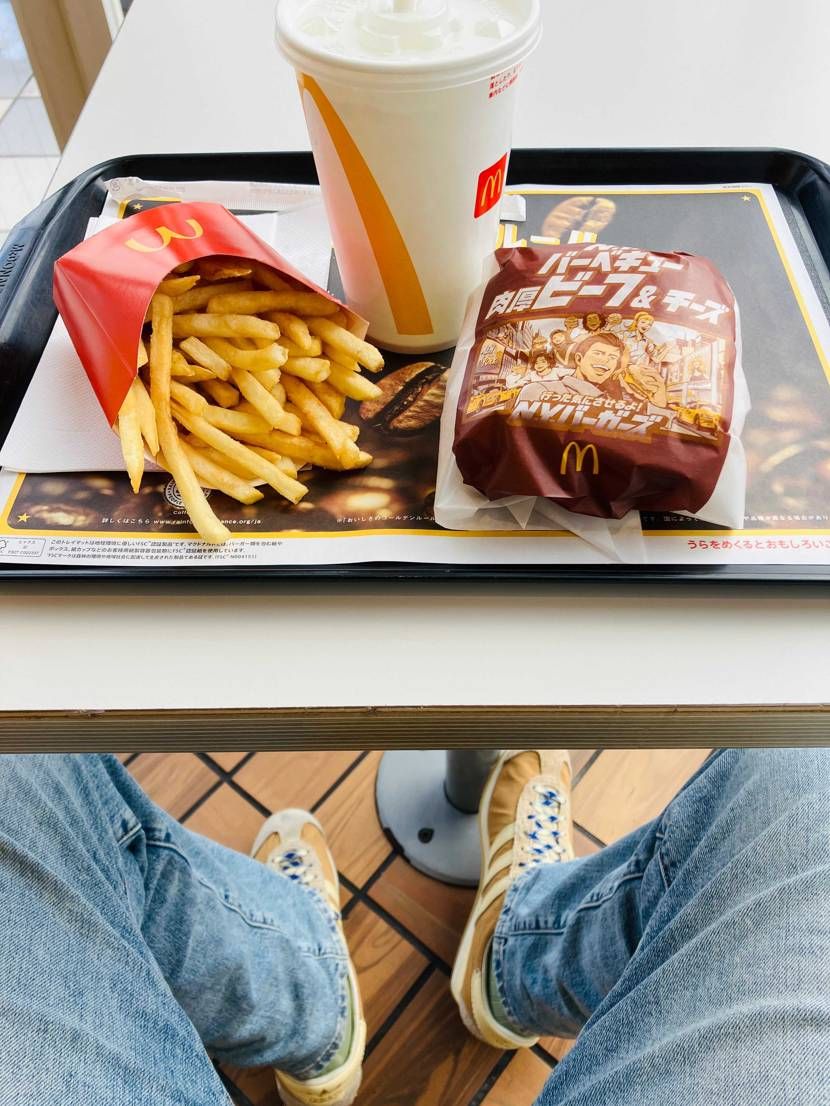 半月ぶりの休みの朝食はファストフードで😊🍔