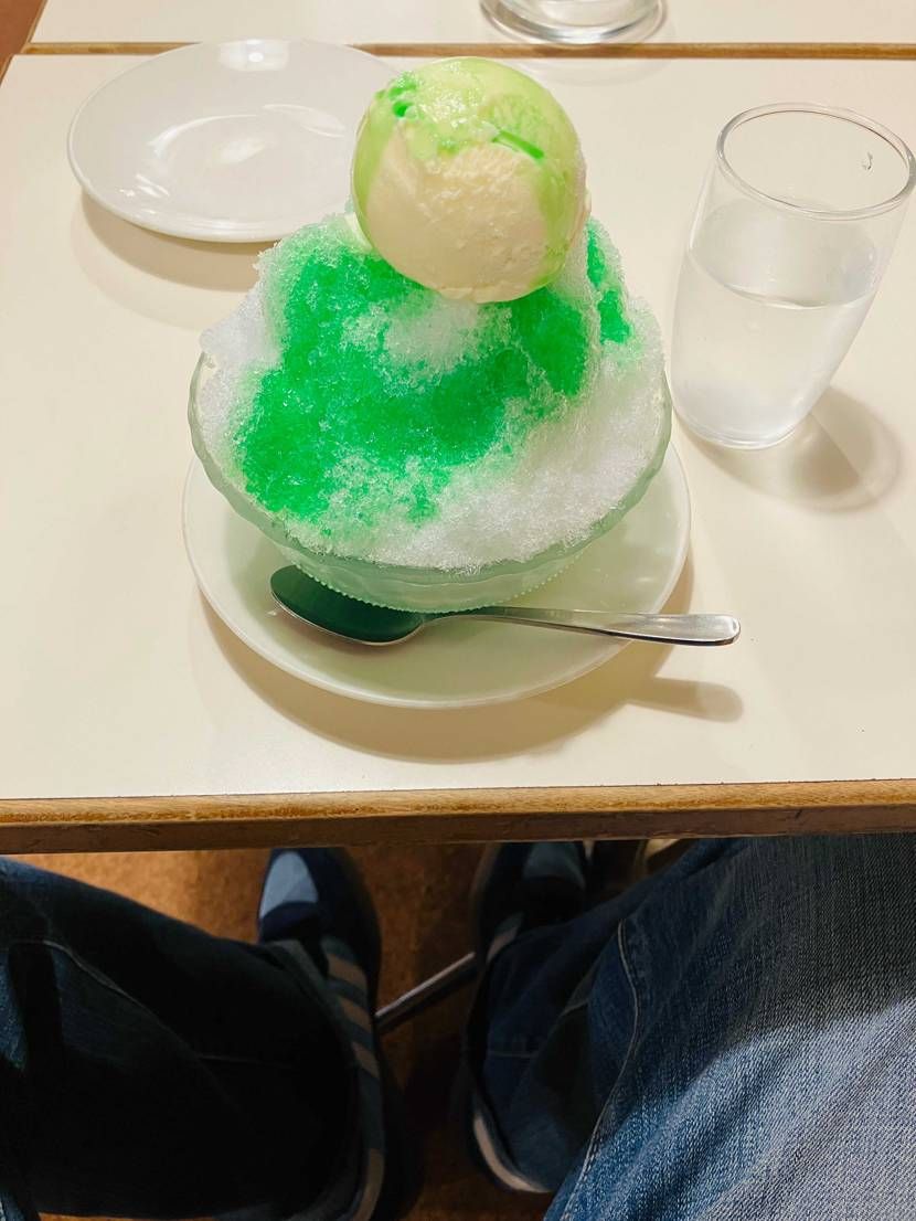 メッシュで涼しく履きやすくてこの夏履きまくりのスニーカー😆