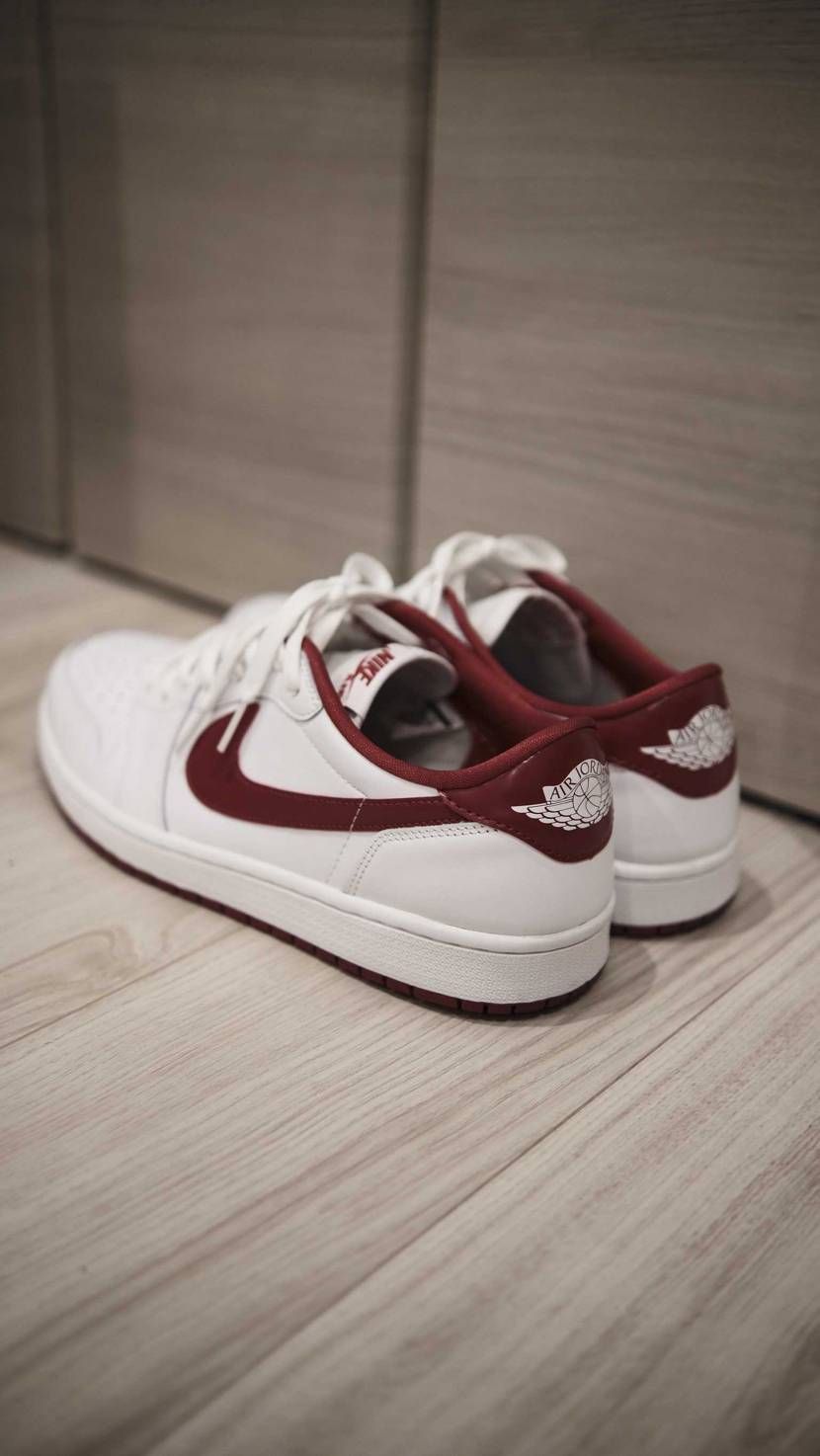 世の中の人気と真逆で、
jordanはロー、dunkはハイ派なんです…