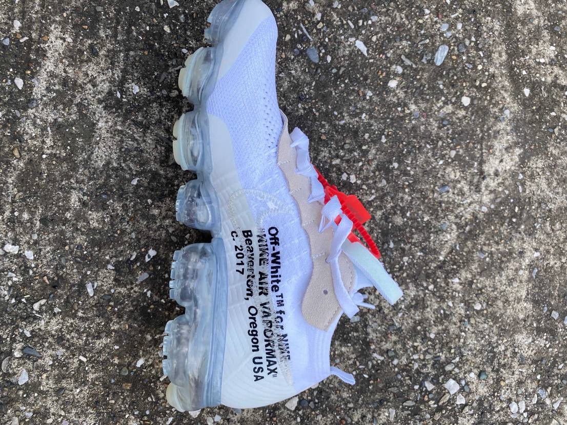 友人が買った物を見せてもらいました🥶これはクオリティ低いです