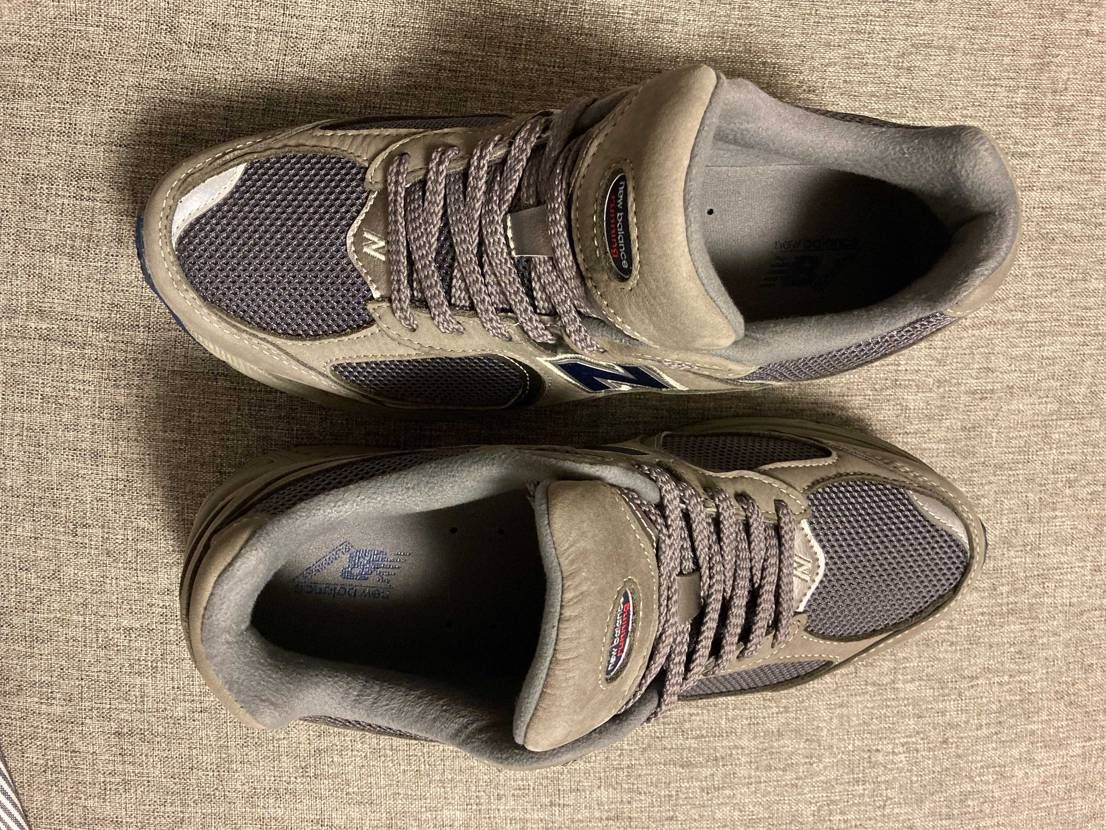 最後に届いた2002ra。
生け贄にしたAJ1は5足。
手にしたNBは990