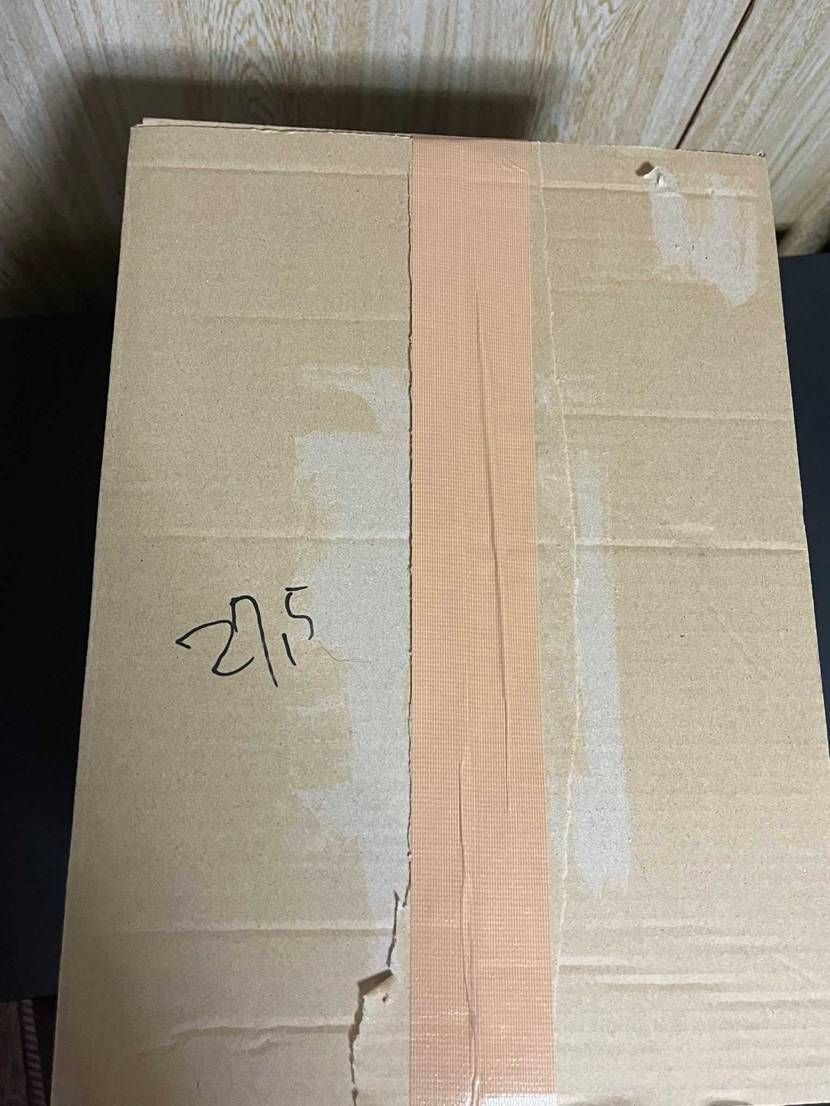 ケンジって人、客商売向いてなくない？

スニーカーの種類は仕入れの関係もある