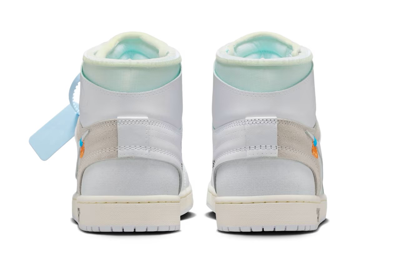 ヴァージルアブローアーカイブ (V.A.A) × ナイキ エアジョーダン1 レトロ ハイ OG アラスカ 後ろから