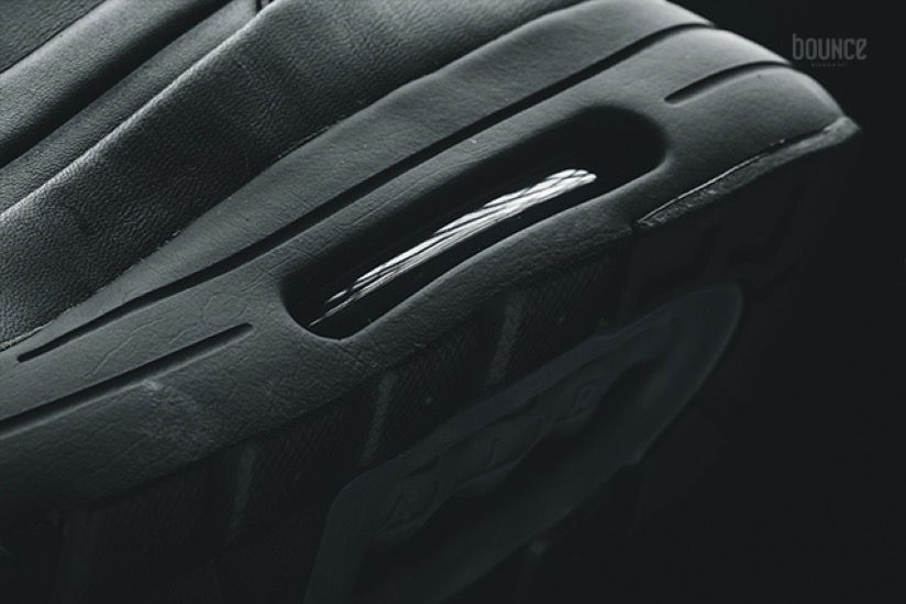 アーサー・ファン × ナイキラボ エアマックス1 フライニット ロイヤル 4枚目