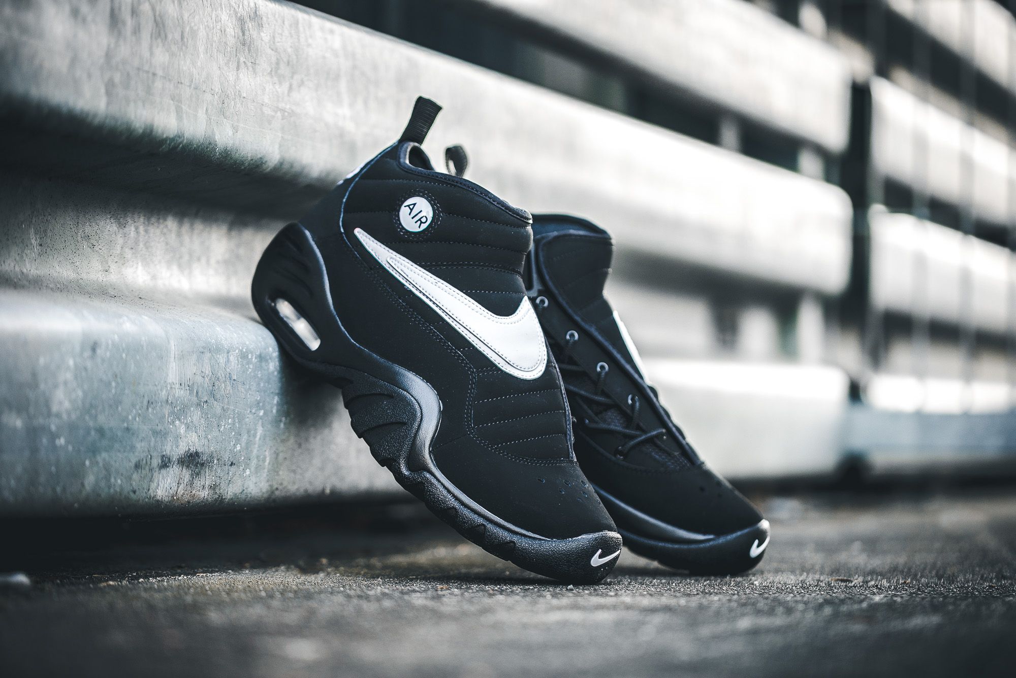 ナイキ エア シェイク インデストラクト 全2色 3枚目