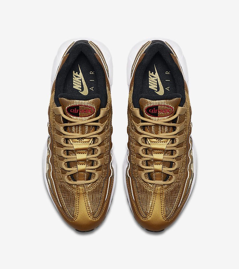 ナイキ ウィメンズ エアマックス95 メタリック ゴールド/バーシティ レッド-ブラック-ホワイト 5枚目