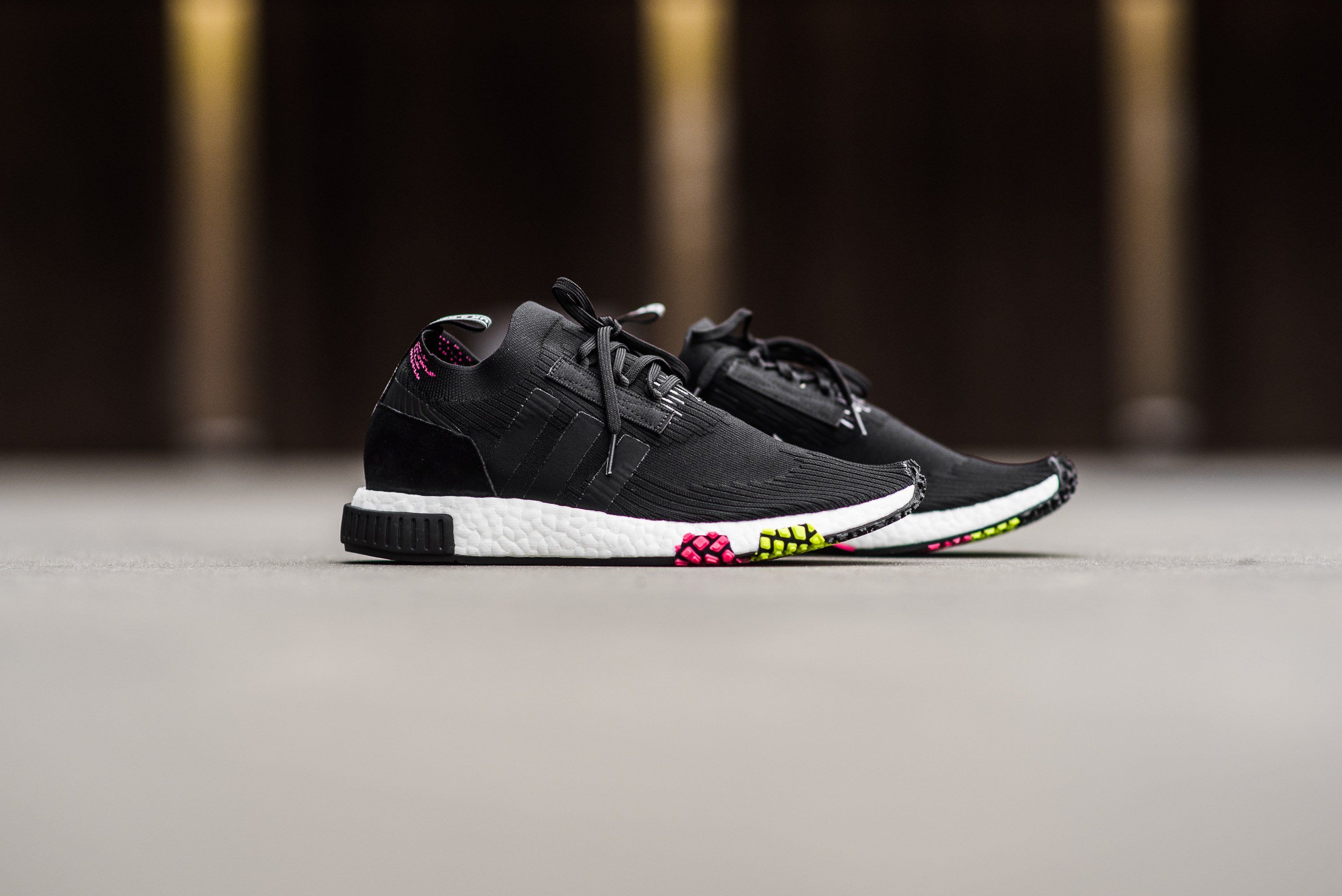 アディダス NMD_RACER プライムニット アーバンレーシング 1枚目