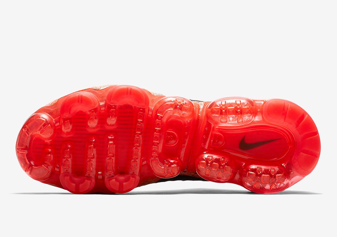 ナイキ エア ヴェイパーマックス グレー/クリムゾン 5枚目