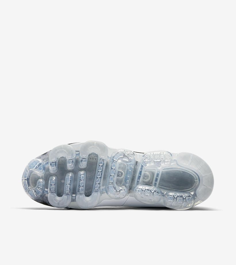 ナイキ エアヴェイパーマックス ブラック/メタリックシルバー/ホワイト 6枚目