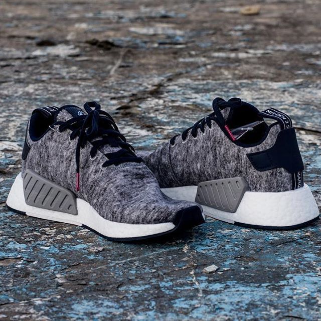 ユナイテッド アローズ & サンズ × アディダス オリジナルス NMD R2 グレー 2枚目