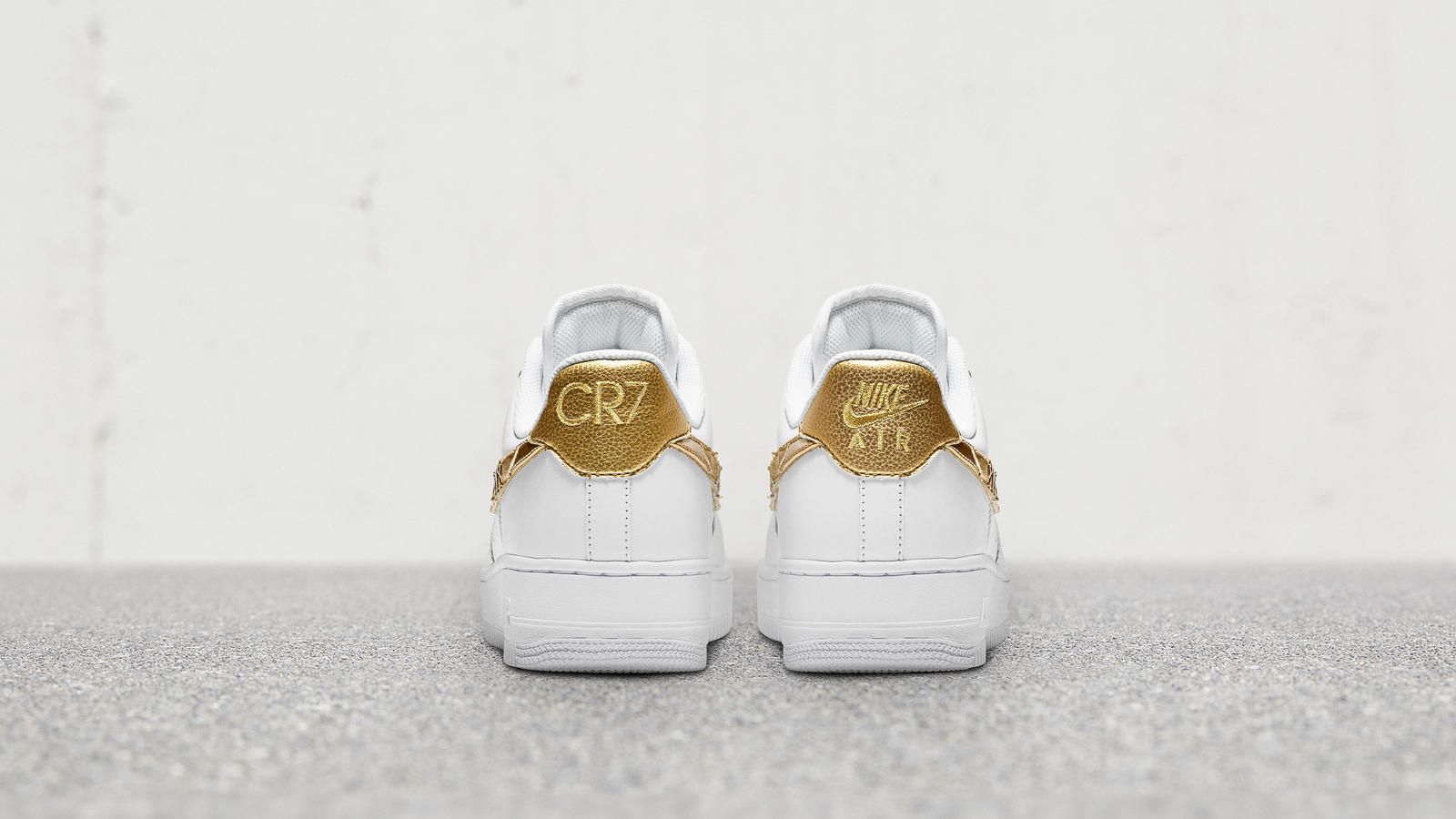 【スニダンで購入可】NIKE × CRISTIANO RONALDO AIR FORCE 1 LOW CR7 3枚目