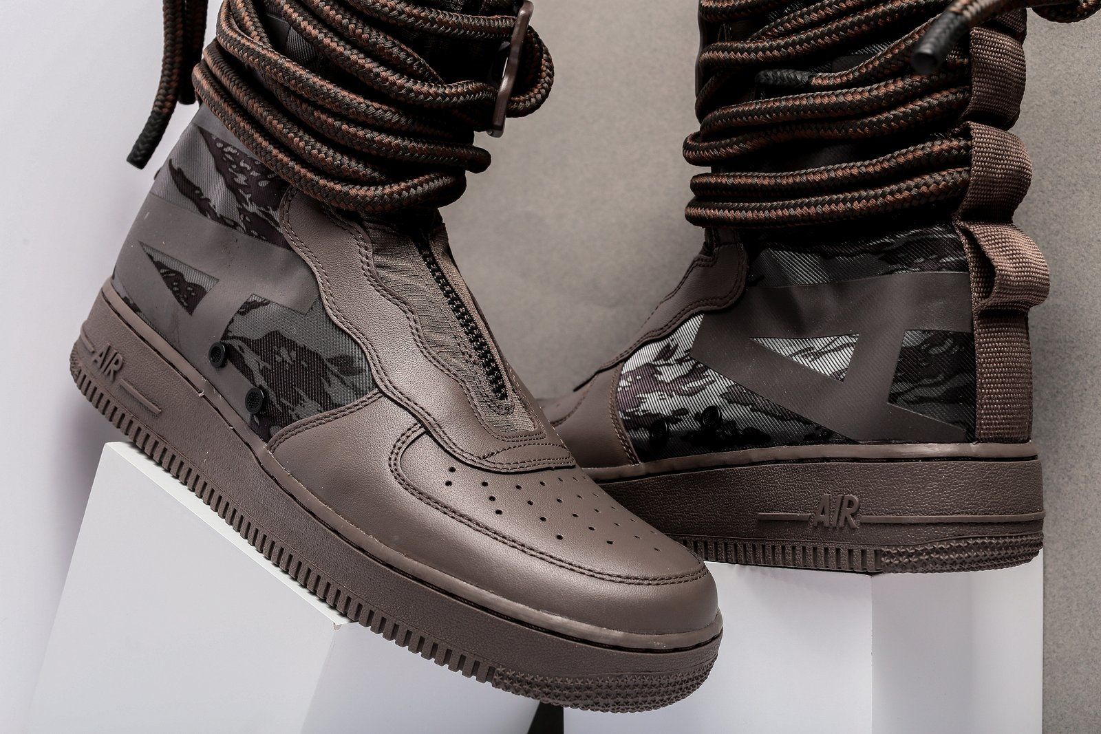 ナイキ スペシャルフィールド エアフォース1  ハイ ニューハイツ 2枚目