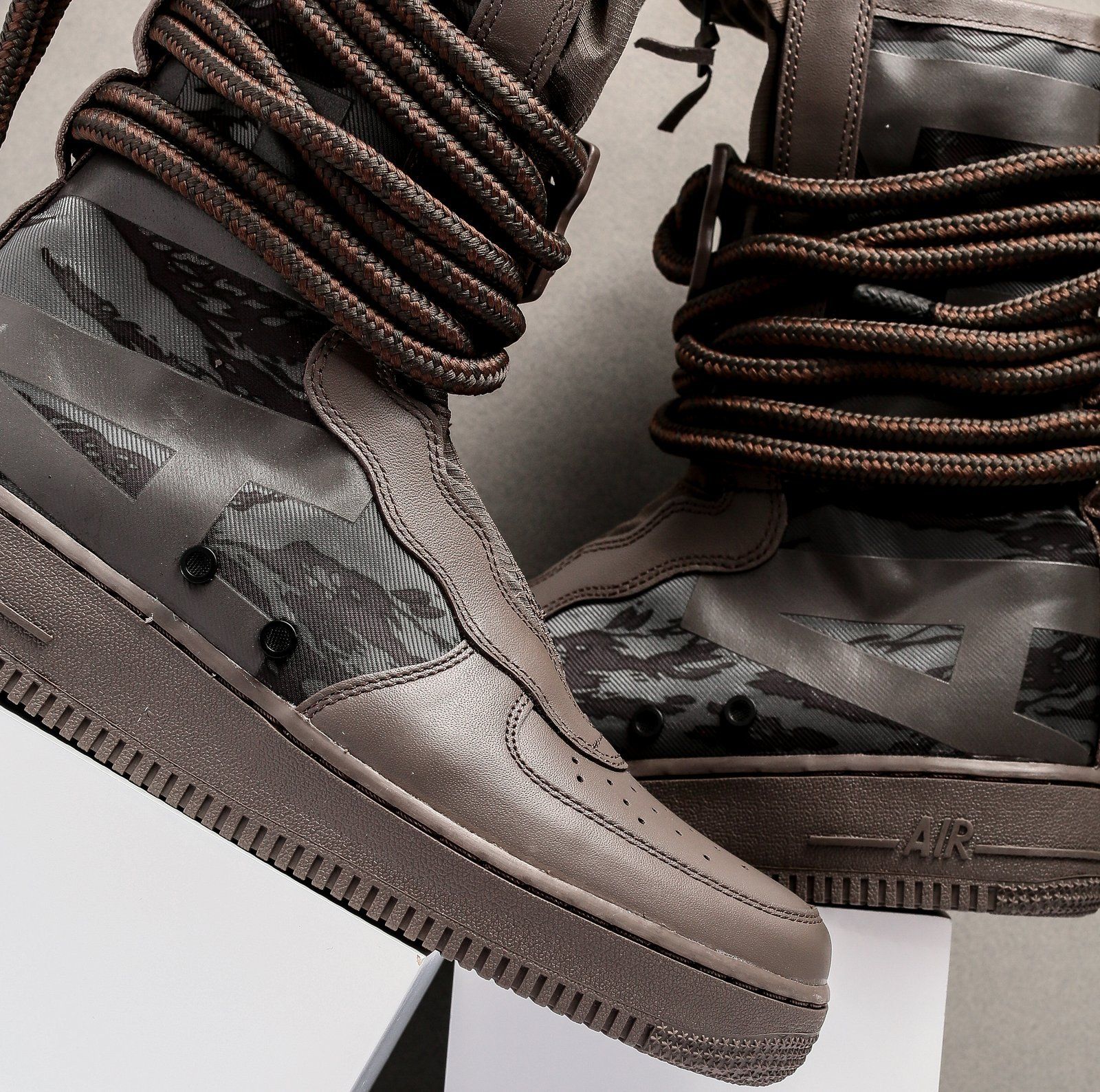 ナイキ スペシャルフィールド エアフォース1  ハイ ニューハイツ 3枚目