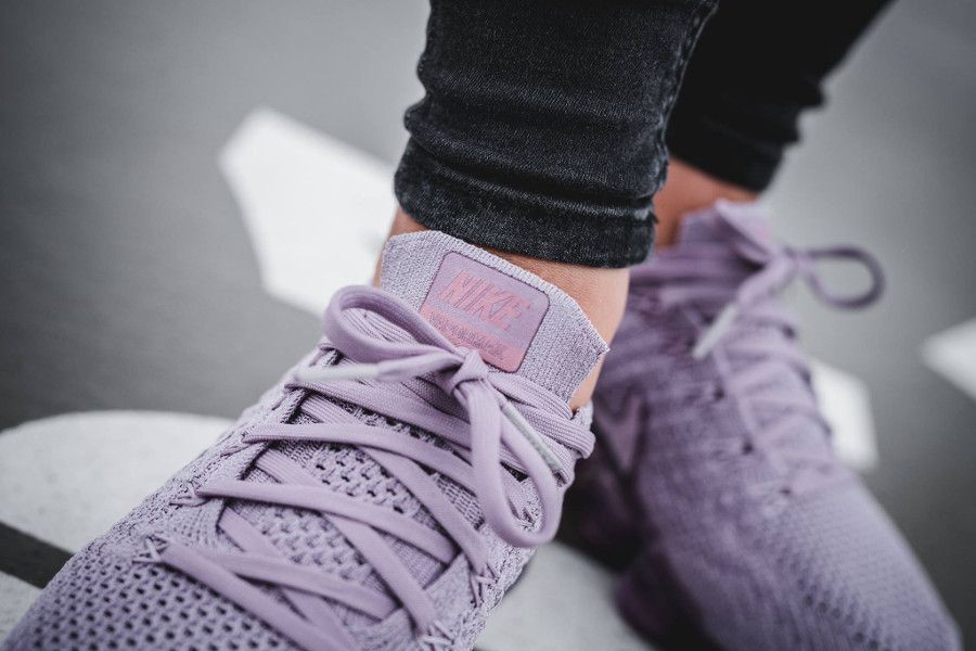 ナイキ エアヴェイパーマックス プラム フォグ 4枚目