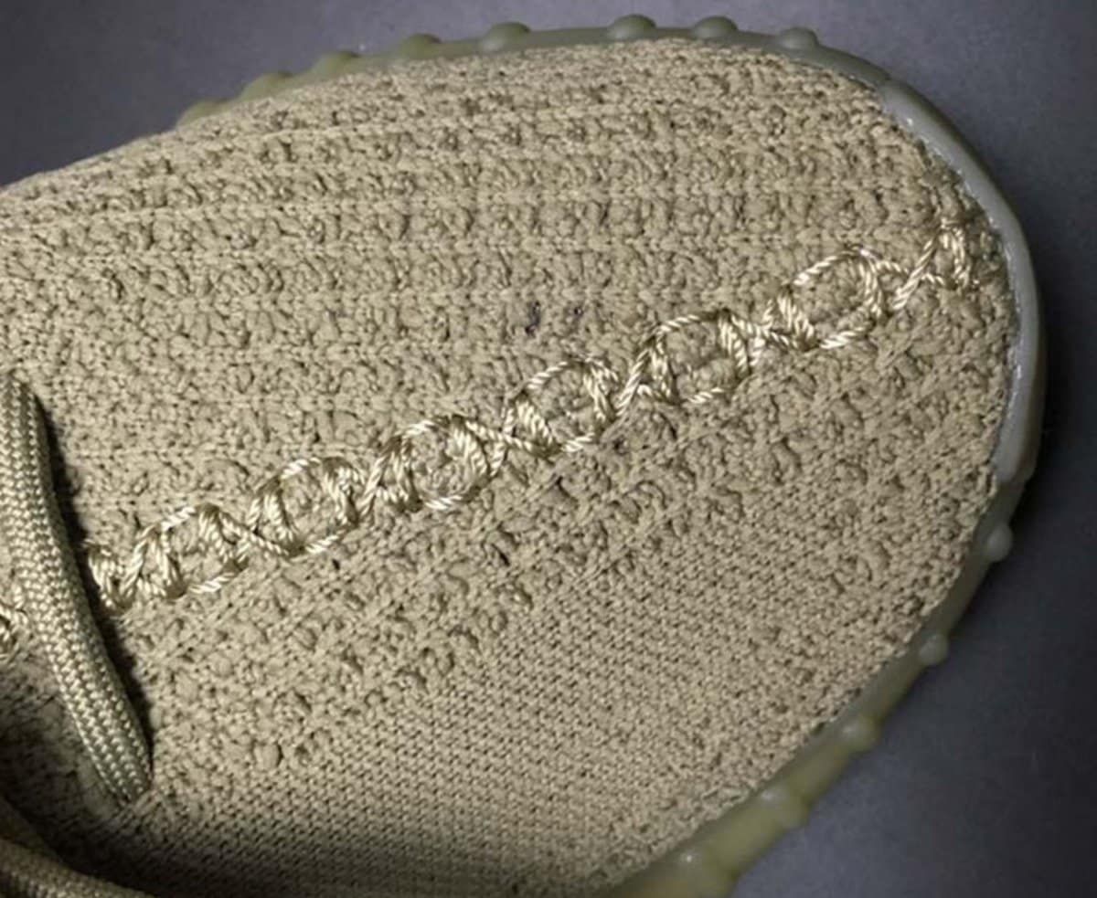 アディダス オリジナルス イージー ブースト 350 V2 ダーク グリーン 5枚目