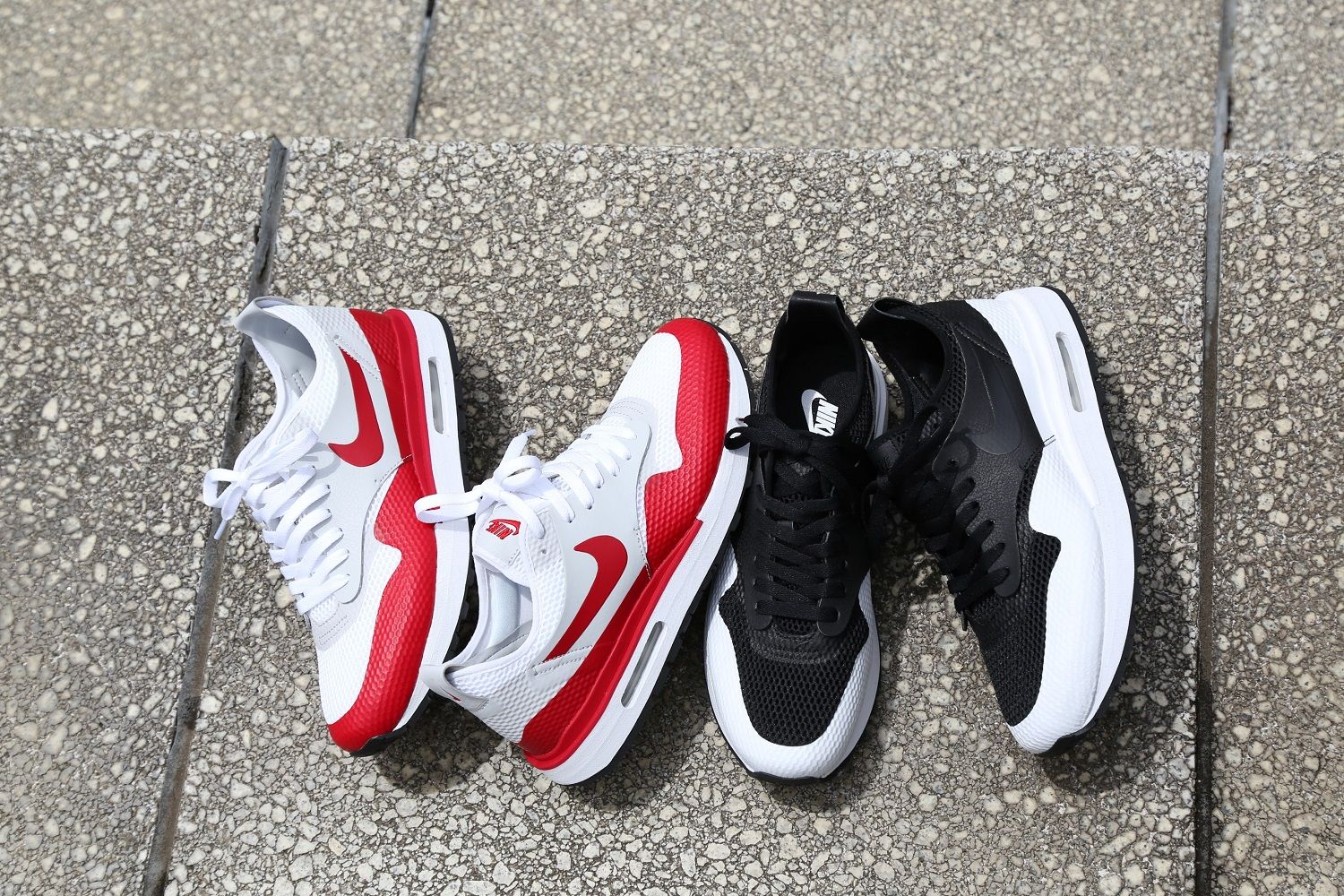 ナイキ エアマックス1 ロイヤル SE SP 全2色 2枚目