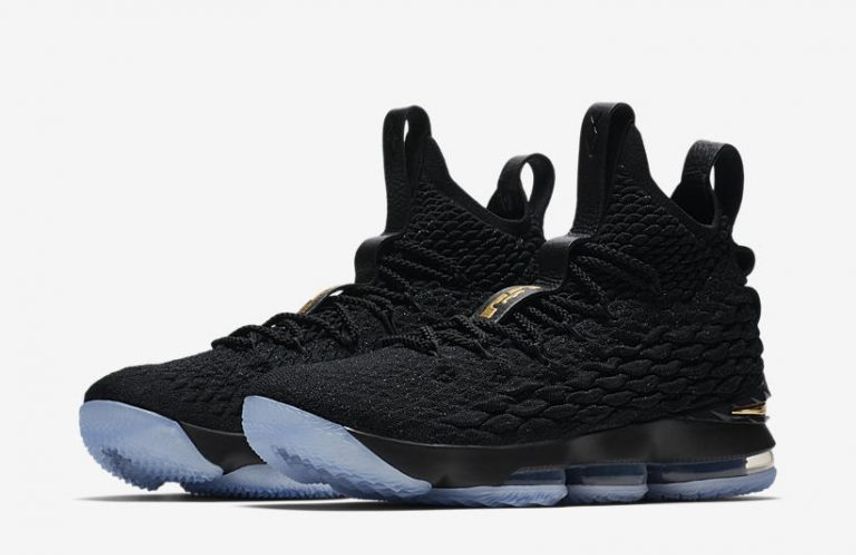 レブロン15(LEBRON 15)/ナイキ 人気の新作を安心売買 レブロン15(LEBRON 15)/ナイキ 人気の新作を安心売買