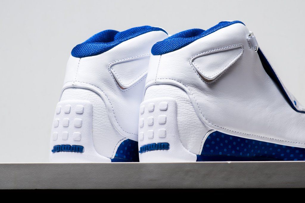 ナイキ エアジョーダン18 レトロ OG スポーツロイヤル 3枚目